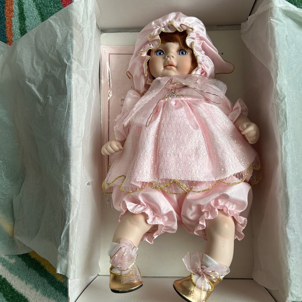 Limited Edition Dolls - Cream Box